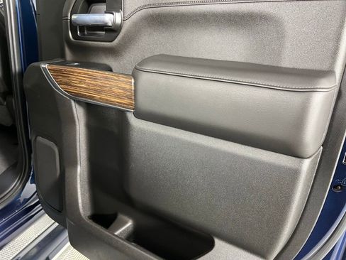 Used 2022 Chevrolet Silverado 3500 High Country w/ Technology Package image 30