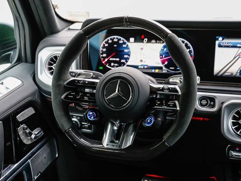 New 2025 Mercedes-Benz G 63 AMG 4MATIC image 13