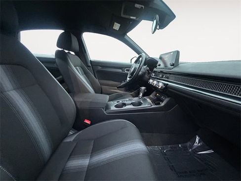 Used 2023 Honda Civic Sport image 14