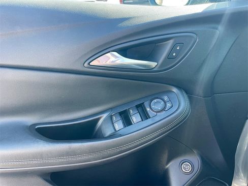 Used 2023 Buick Encore GX Select w/ Sport Touring Package image 9