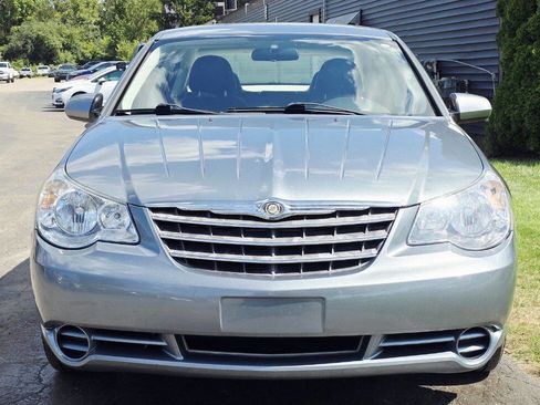 Used 2009 Chrysler Sebring Touring image 9