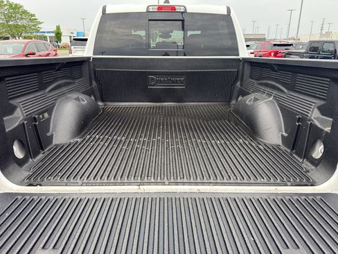 Used 2020 RAM 1500 Big Horn AWD/4WD image 7