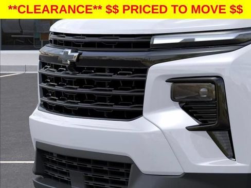 New 2026 Chevrolet Traverse LT w/ Midnight/Sport Edition FWD image 14