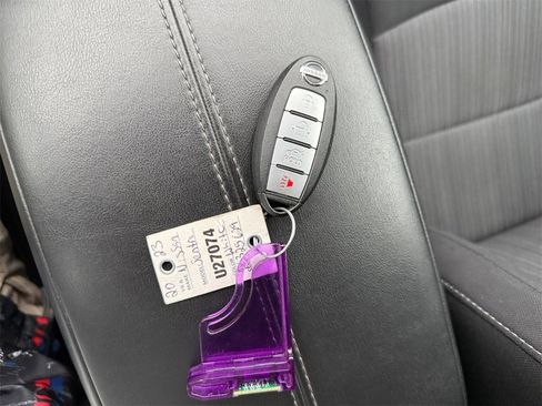 Used 2023 Nissan Sentra SV image 30