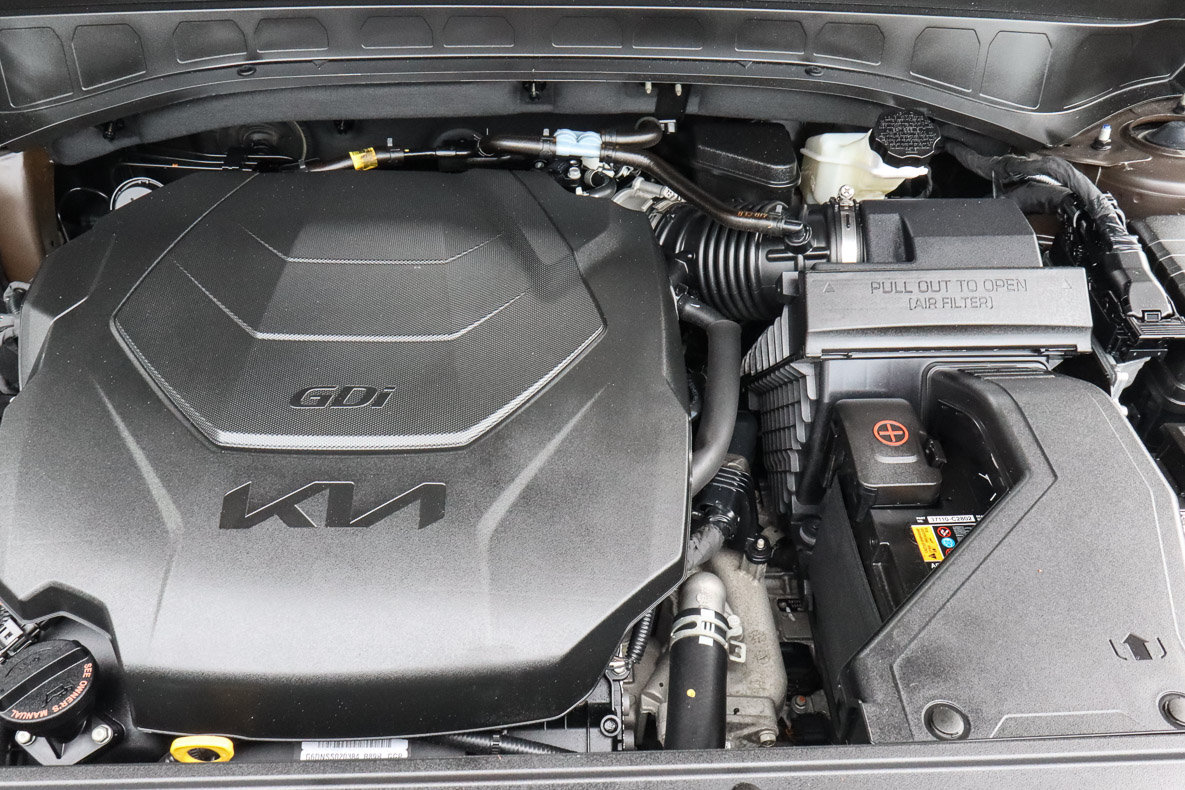 Used 2025 Kia Telluride S FWD image 19