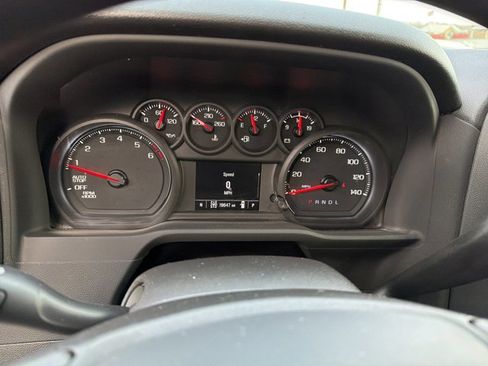 Used 2022 Chevrolet Silverado 1500 Custom Trail Boss w/ LPO, Dark Essentials Package image 19