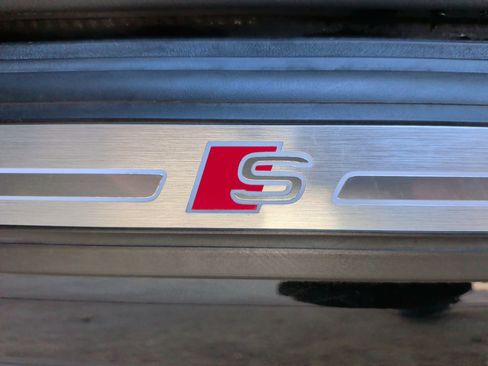 Used 2023 Audi Q5 2.0T Premium w/ Convenience Package image 37