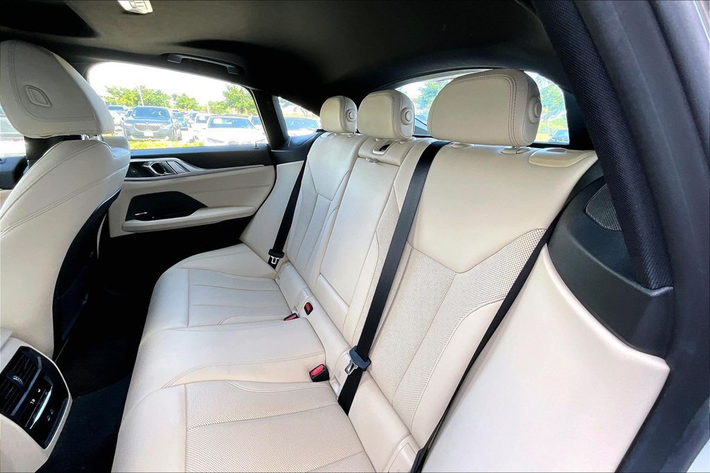 Used 2023 BMW i4 eDrive40 w/ Premium Package RWD image 23