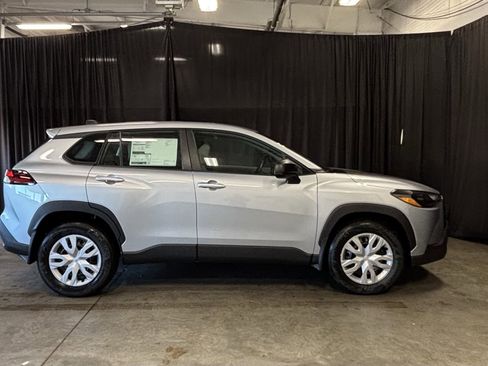 New 2026 Toyota Corolla Cross L image 26