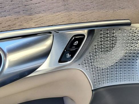 New 2026 Volvo XC90 B6 Ultra w/ Protection Package Premier image 12