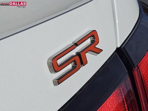 New 2025 Nissan Versa SR w/ Trunk Package image 9