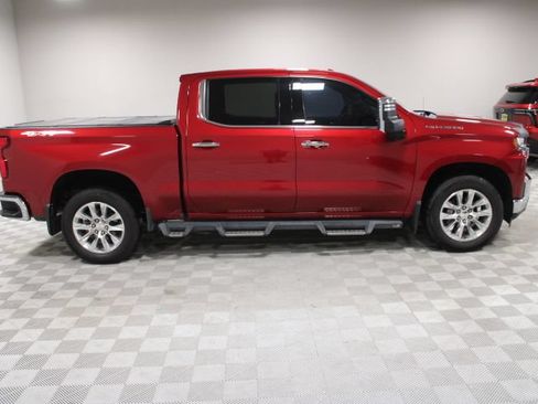 Used 2020 Chevrolet Silverado 1500 LTZ w/ LTZ Premium Package AWD/4WD image 10