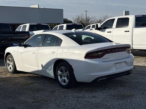 Used 2023 Dodge Charger SXT image 4