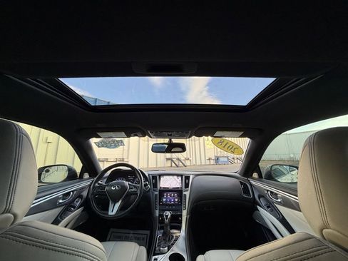 Used 2018 INFINITI Q60 3.0t Luxe w/ Sensory Package 3.0T Luxe image 23