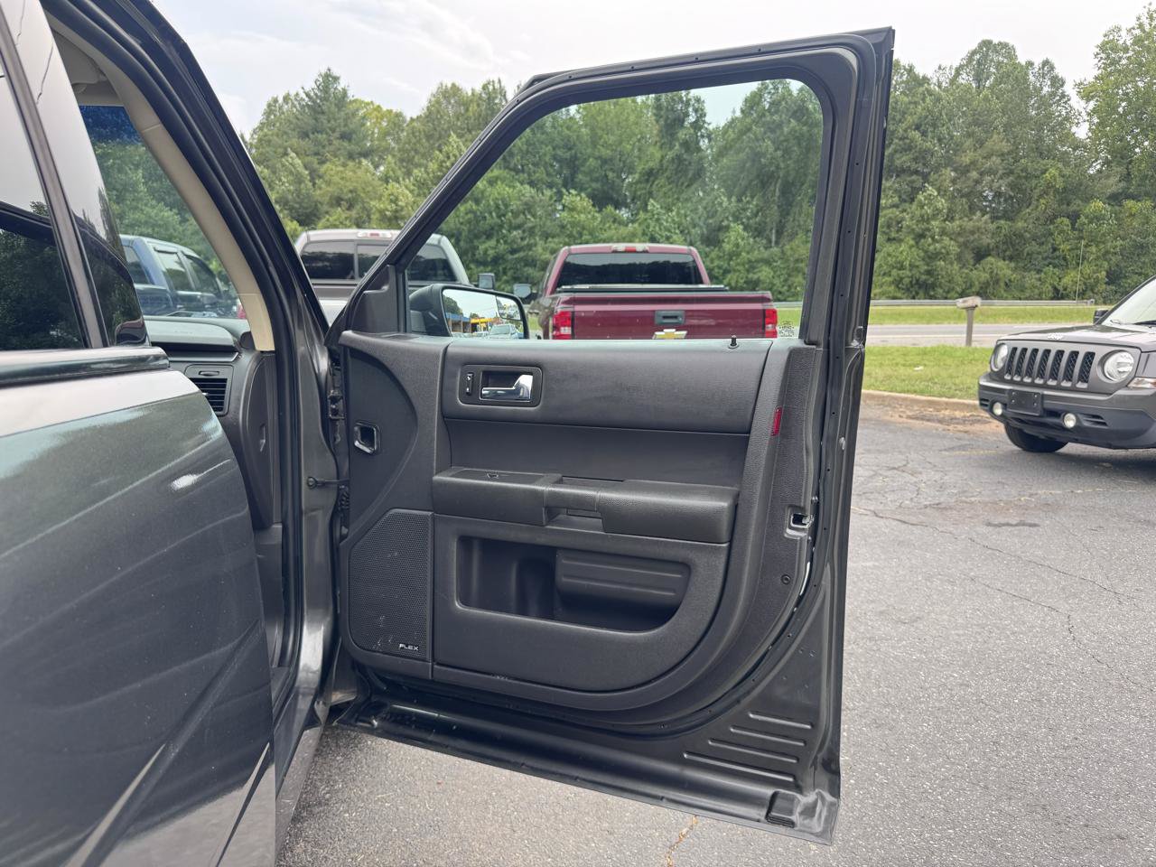 Used 2015 Ford Flex SE FWD image 14
