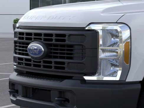 New 2026 Ford F350 XL w/ 360-Degree Camera Package AWD/4WD image 10