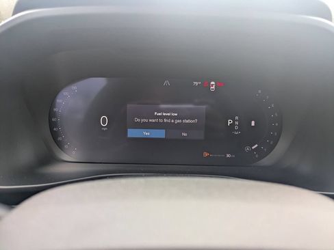 Certified 2026 Volvo XC40 B5 Core AWD/4WD image 29