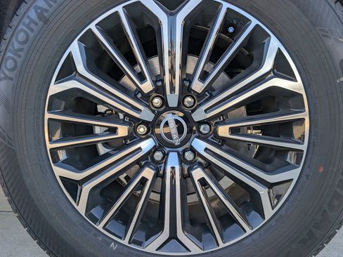 New 2026 Nissan Armada SL w/ Captain's Chari Seat Package RWD image 7