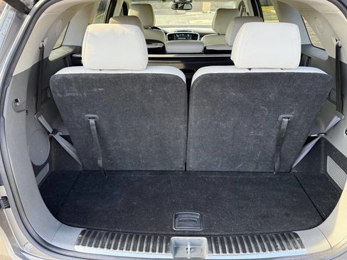 Used 2016 Kia Sorento SX image 17