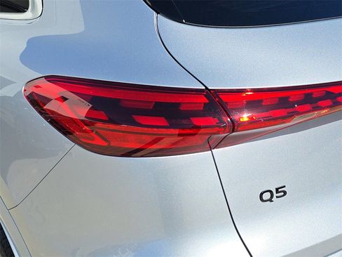 New 2025 Audi Q5 Premium Plus image 34