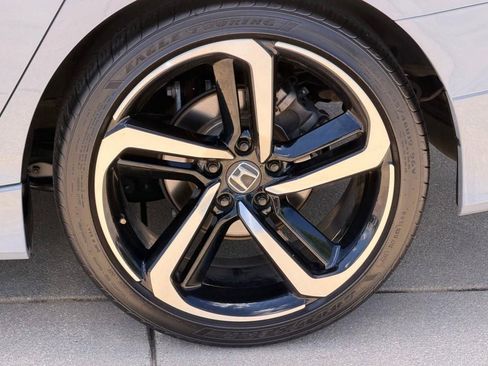 Used 2022 Honda Accord Sport image 9