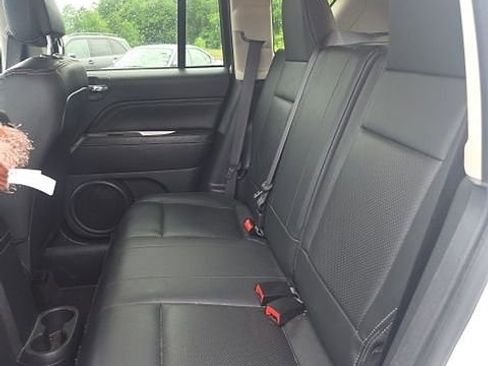 Used 2016 Jeep Compass High Altitude AWD/4WD image 6