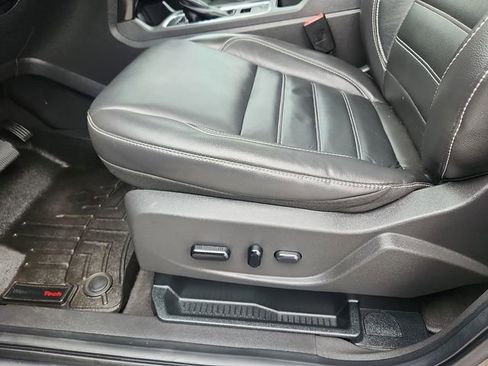 Certified 2019 Ford Escape Titanium image 23