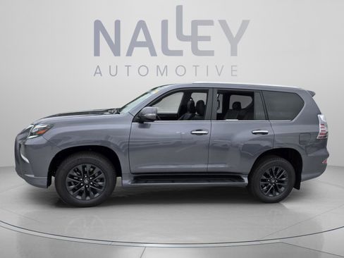 Used 2023 Lexus GX 460 Premium w/ Premium Package AWD/4WD image 2