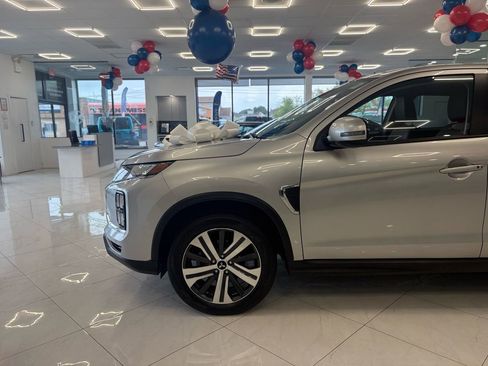 Used 2025 Mitsubishi Outlander Sport ES AWD/4WD image 6