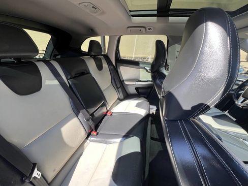 Used 2017 Volvo XC60 T5 Dynamic w/ Preferred Option Package image 14