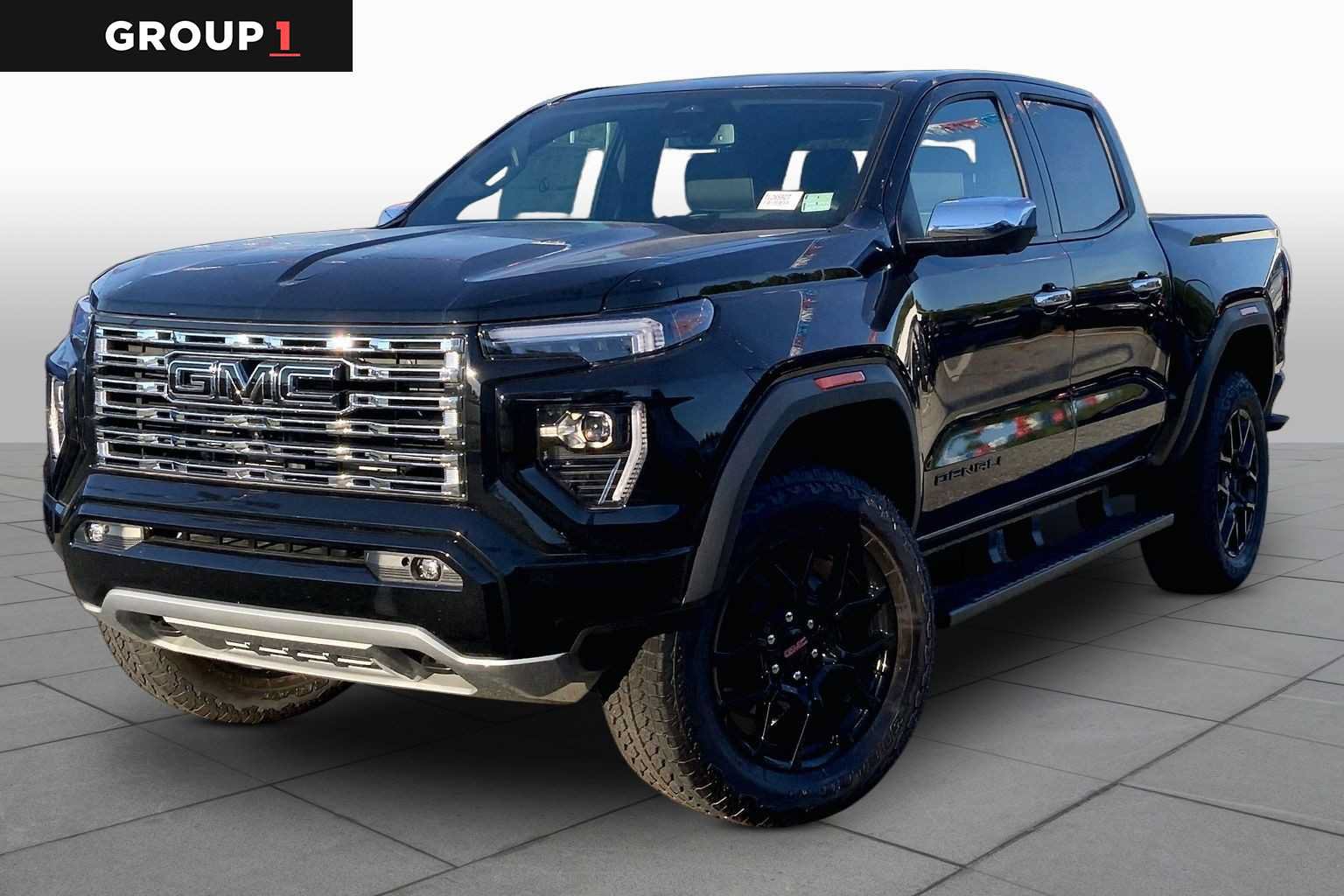 New 2026 GMC Canyon Denali w/ LPO, Denali Black Edition AWD/4WD image 1