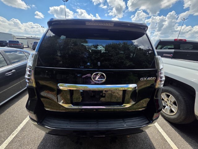 Used 2015 Lexus GX 460 w/ Navigation Package AWD/4WD image 3
