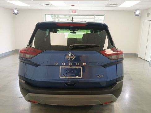Used 2023 Nissan Rogue S AWD/4WD image 12