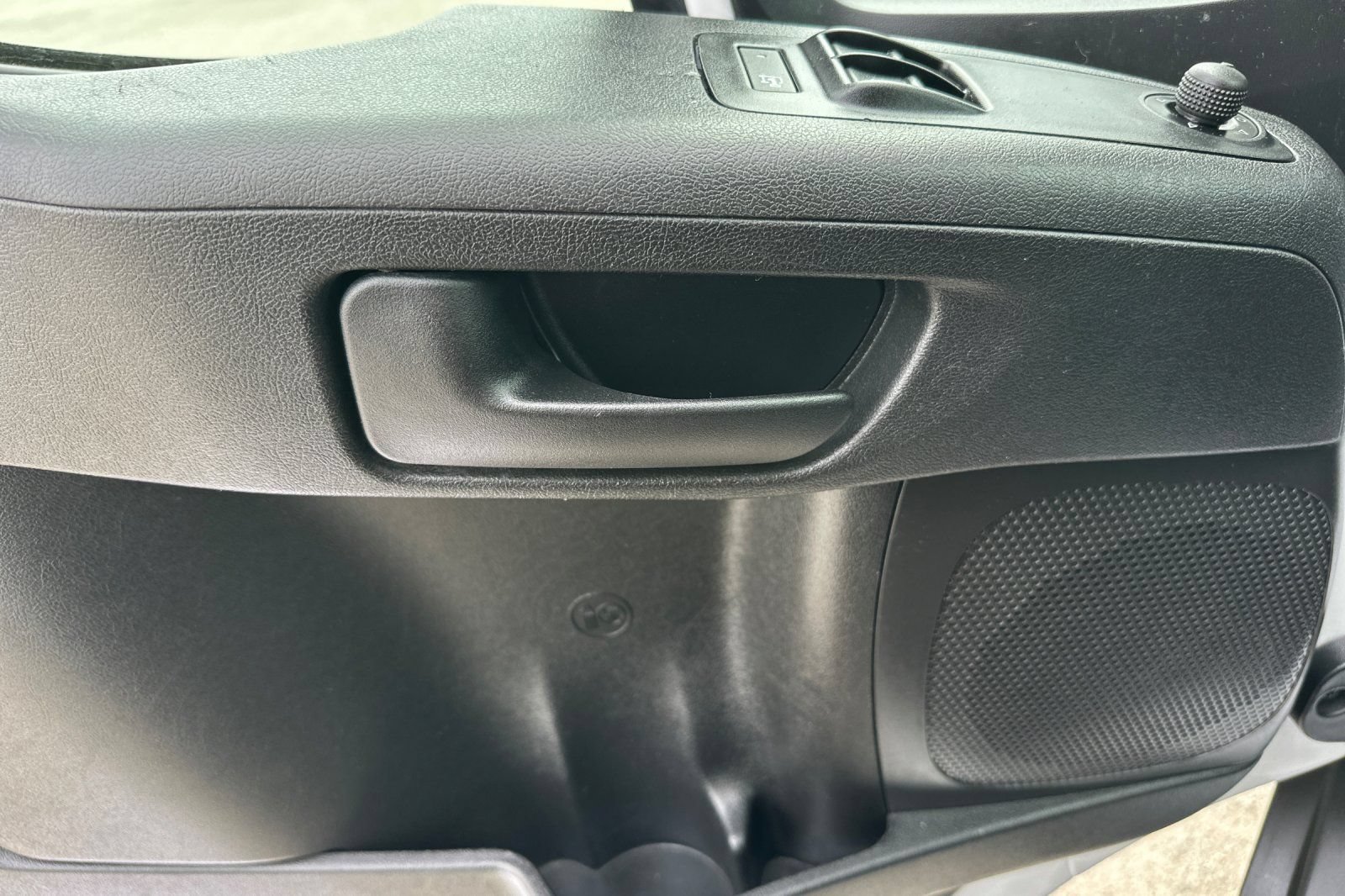 Used 2023 RAM ProMaster 2500 FWD image 11