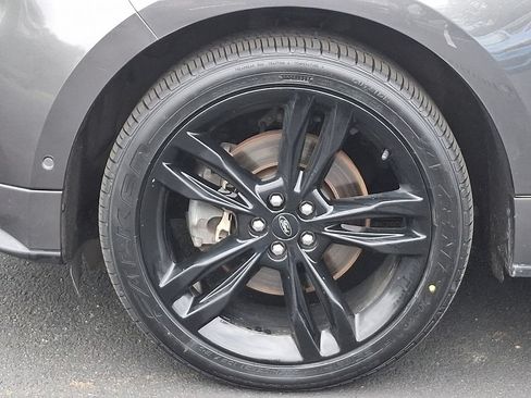 Used 2020 Ford Edge ST w/ Equipment Group 401A AWD/4WD image 32