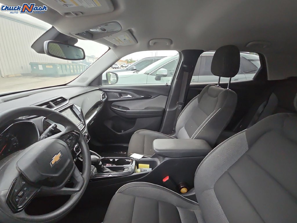 Used 2021 Chevrolet TrailBlazer LT w/ Convenience Package FWD image 9