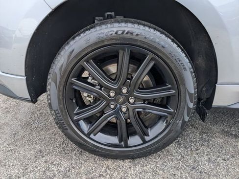 Used 2024 Ford Edge ST-Line image 11