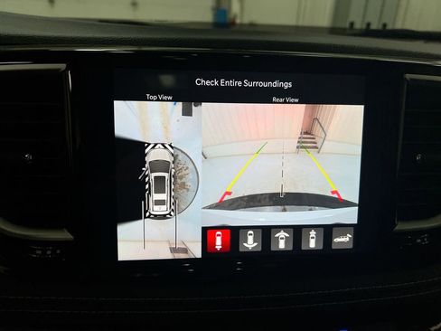 New 2026 Chrysler Pacifica Limited image 16