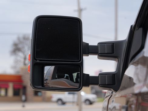Used 2011 Ford F350 Lariat w/ Lariat Ultimate Pkg AWD/4WD image 34