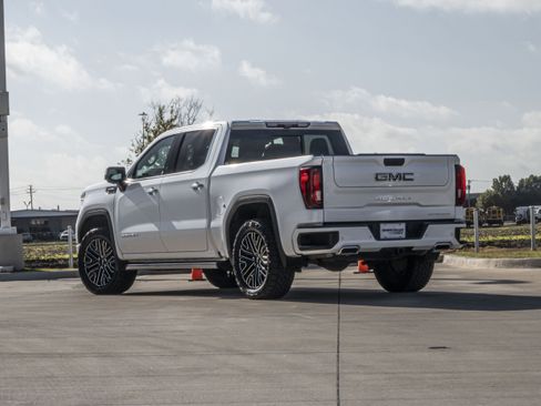 Used 2022 GMC Sierra 1500 Denali Ultimate image 3