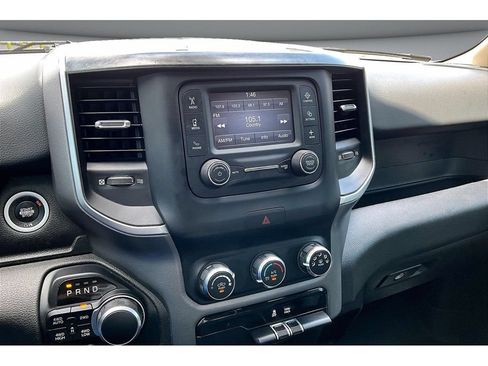Used 2019 RAM 1500 Big Horn AWD/4WD image 9
