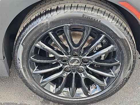 Used 2019 MINI Cooper Clubman S w/ Premium Package image 13