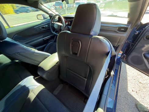 Used 2024 Ford Mustang Dark Horse image 7