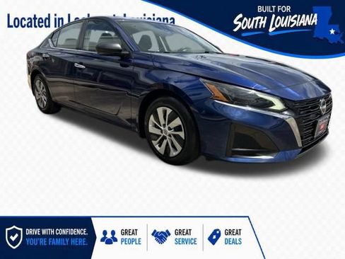 Used 2024 Nissan Altima 2.5 S FWD image 1
