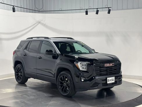 Used 2026 GMC Terrain Elevation w/ Black Edition AWD/4WD image 39