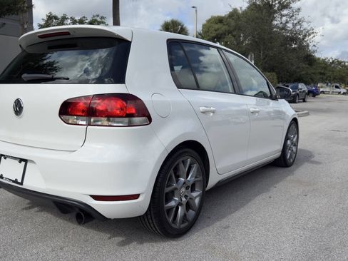 Used 2013 Volkswagen Golf 4-Door image 8