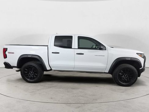 Used 2024 Chevrolet Colorado Trail Boss w/ Advanced Trailering Package AWD/4WD image 4