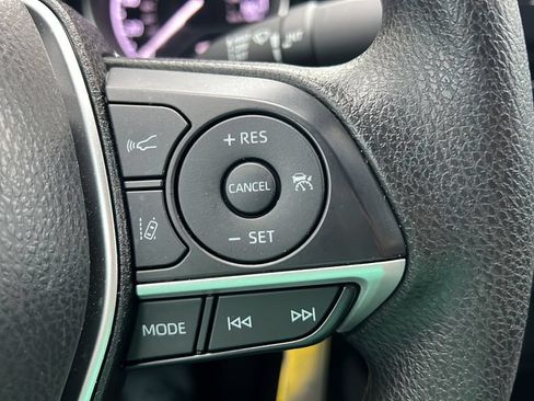 Used 2024 Toyota Camry LE FWD image 20