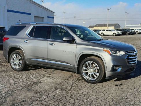 Certified 2019 Chevrolet Traverse High Country w/ LPO, Floor Liner Package image 2