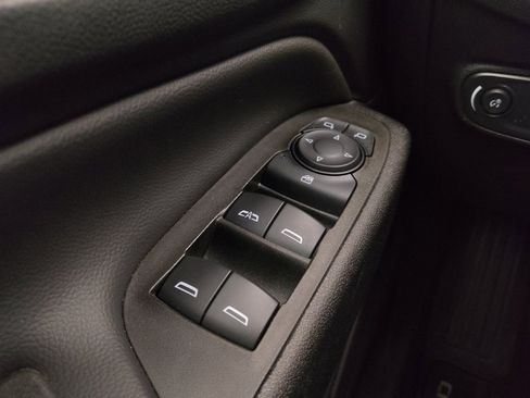 Used 2024 Chevrolet Equinox LT image 27